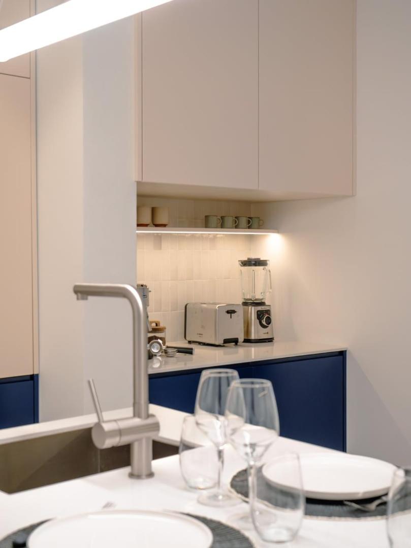 Charming 1-bedroom In The Heart Of Graca | By Airnest Apartment *